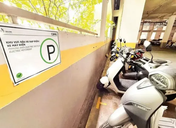 Thiếu hạ tầng sạc xe điện ở chung cư